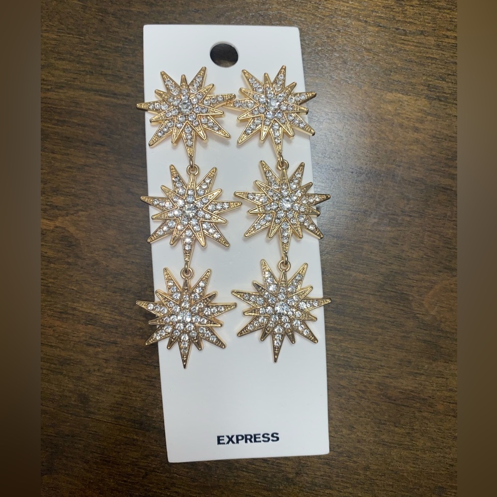 Express earrings